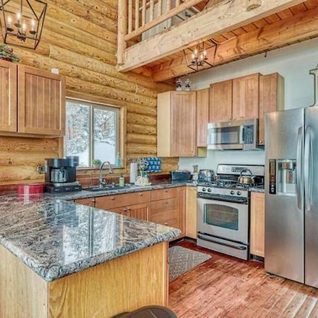 Spectacular Chalet Overlooking The Ski Slopes ブライアン・ヘッド エクステリア 写真